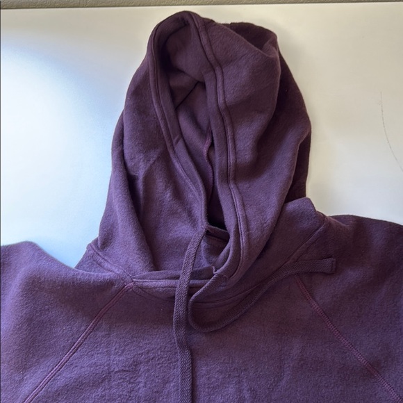 Alo yoga triumph hoodie. LAST ONE. May be missing hang tag. Still brand new! - Picture 6 of 7
